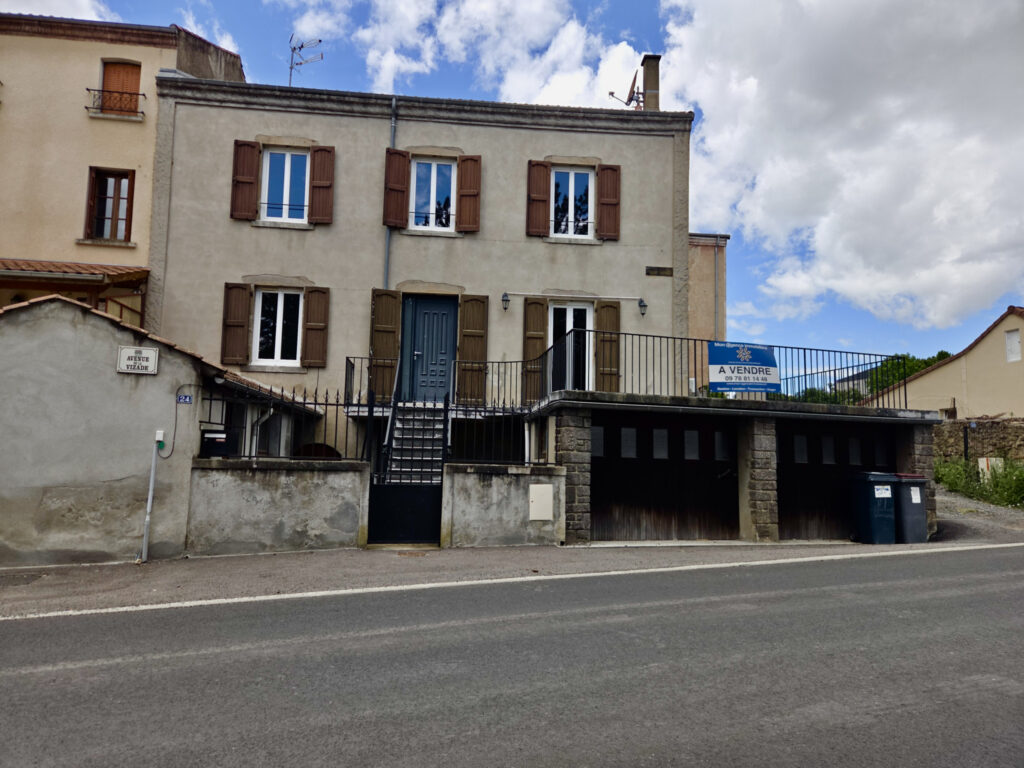 Maison sur sous-sol