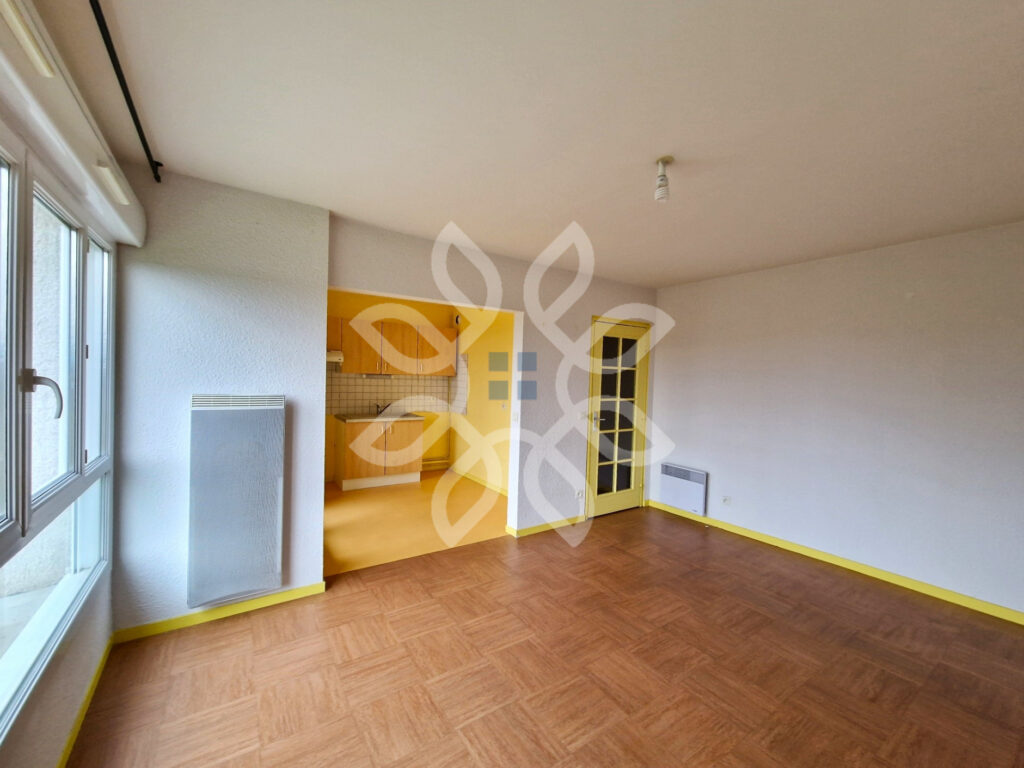 AUZON, Appartement T3, 57m2
